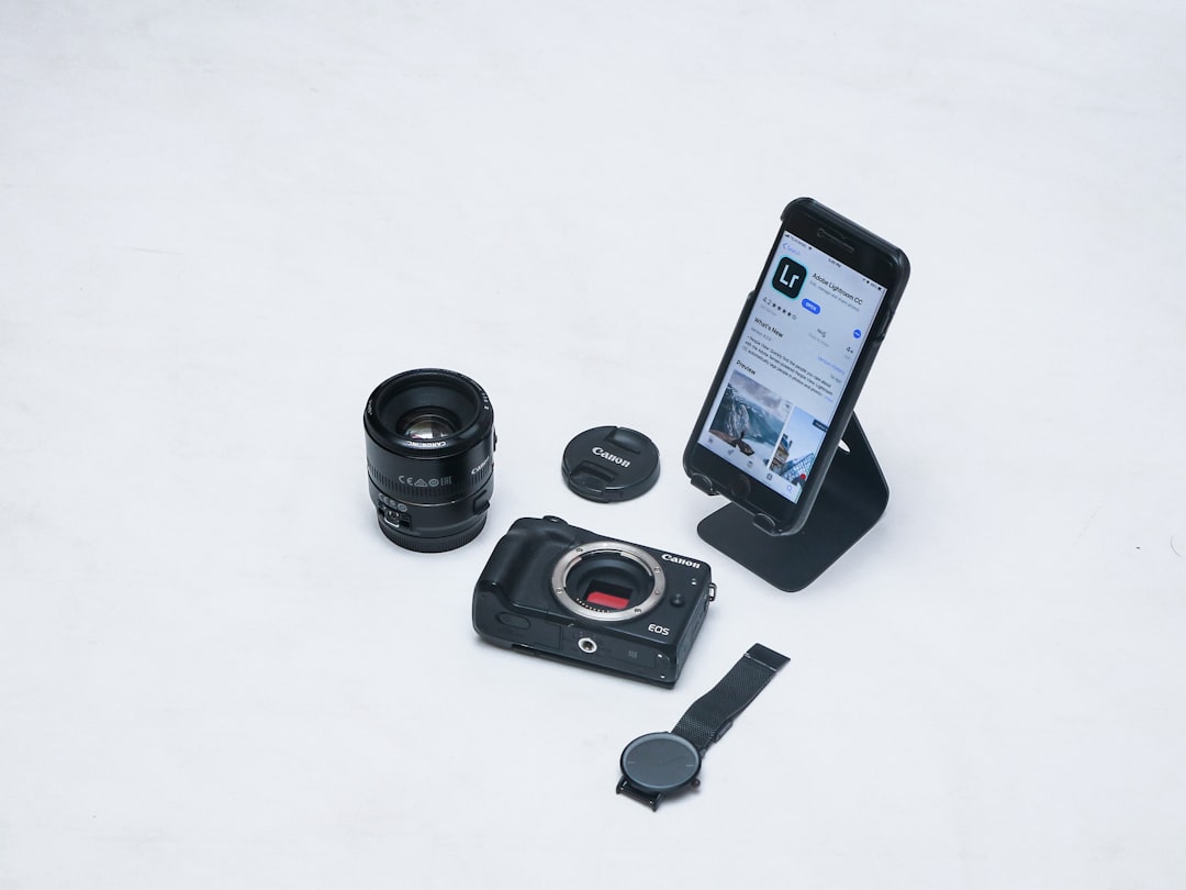 Ładowarka FastCharge Trio 3w1 – indukcyjna | Otitec
